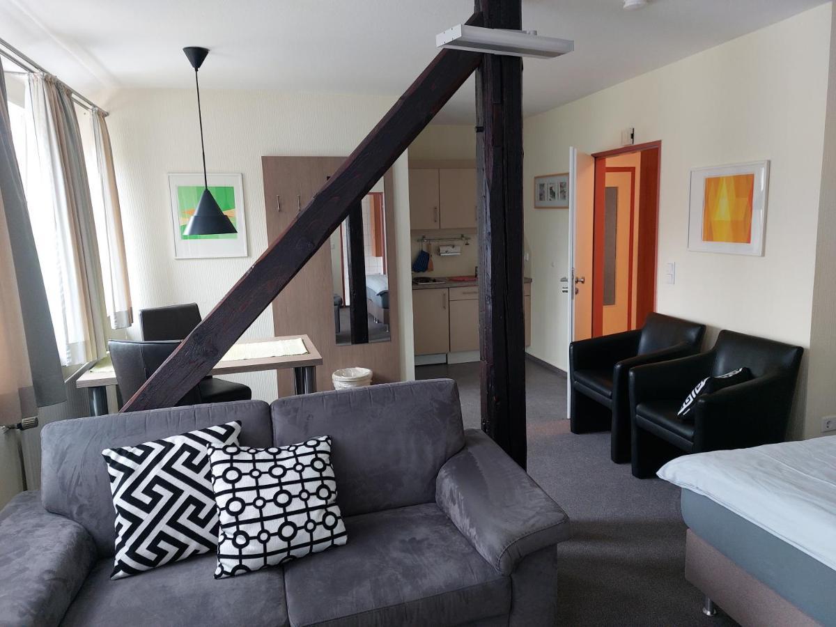 באד סאסנדורף Ferienwohnung Brunnenhaus מראה חיצוני תמונה