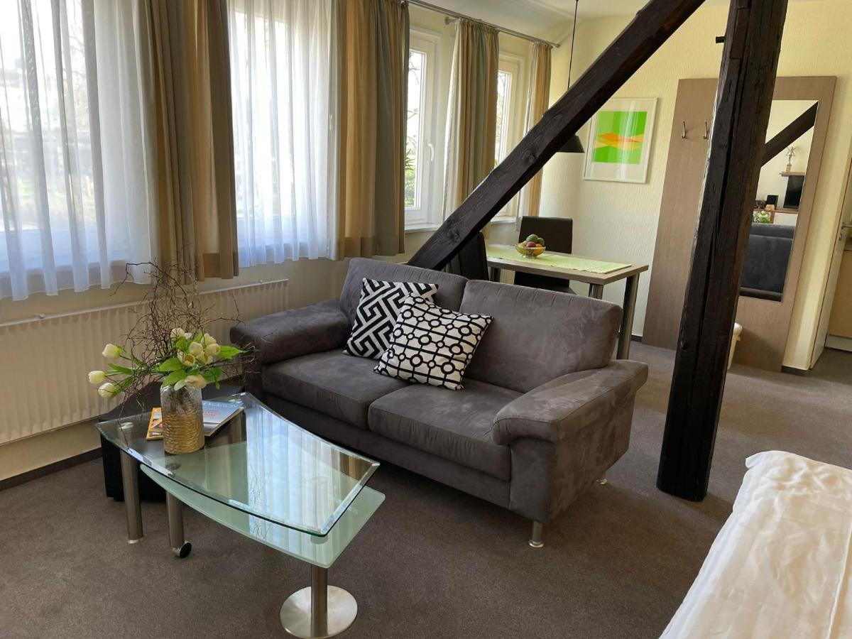 באד סאסנדורף Ferienwohnung Brunnenhaus מראה חיצוני תמונה