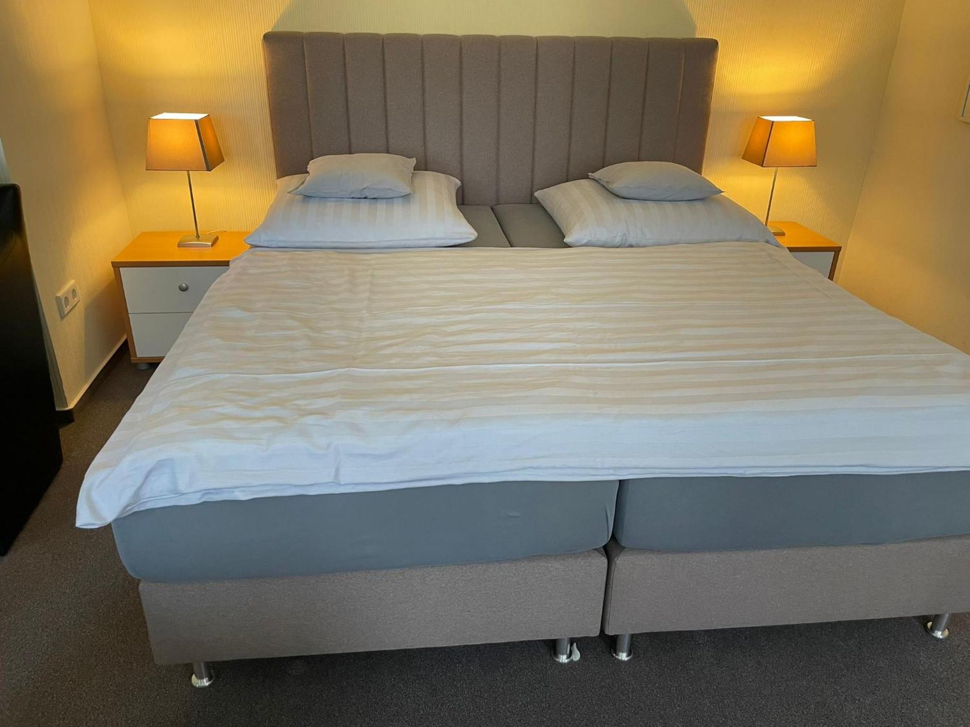 באד סאסנדורף Ferienwohnung Brunnenhaus מראה חיצוני תמונה