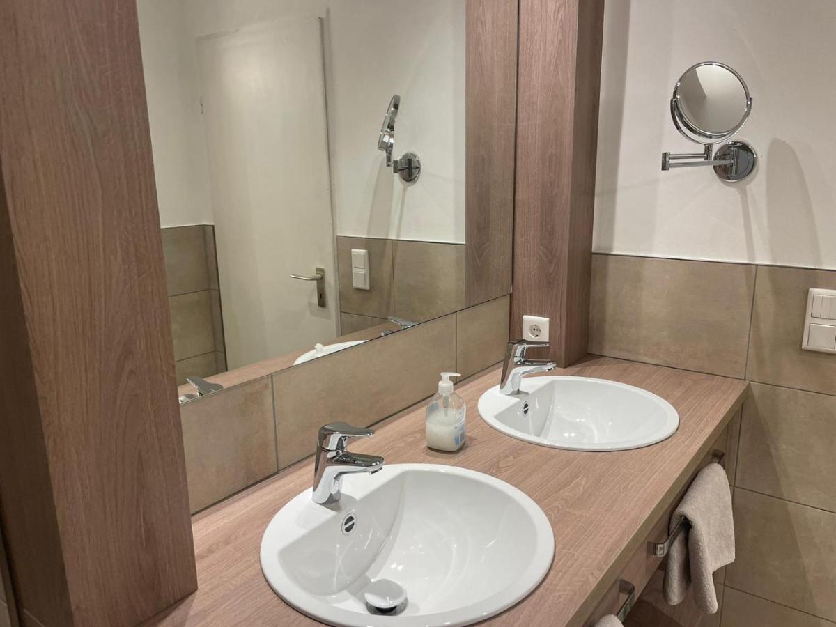 באד סאסנדורף Ferienwohnung Brunnenhaus מראה חיצוני תמונה